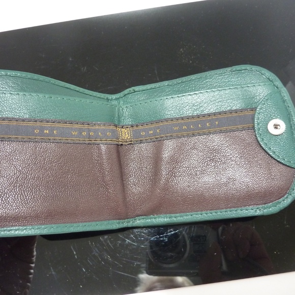 Taxi Wallet GREEN Soft Leather Compact Front Pocket Folding Wallet CARDS COIN - Picture 3 of 8